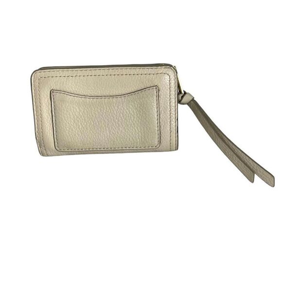 Marc Jacobs Cream w Golden Logo Snapshot soft Leather Top Zip  Multi Wallet - Picture 2 of 13